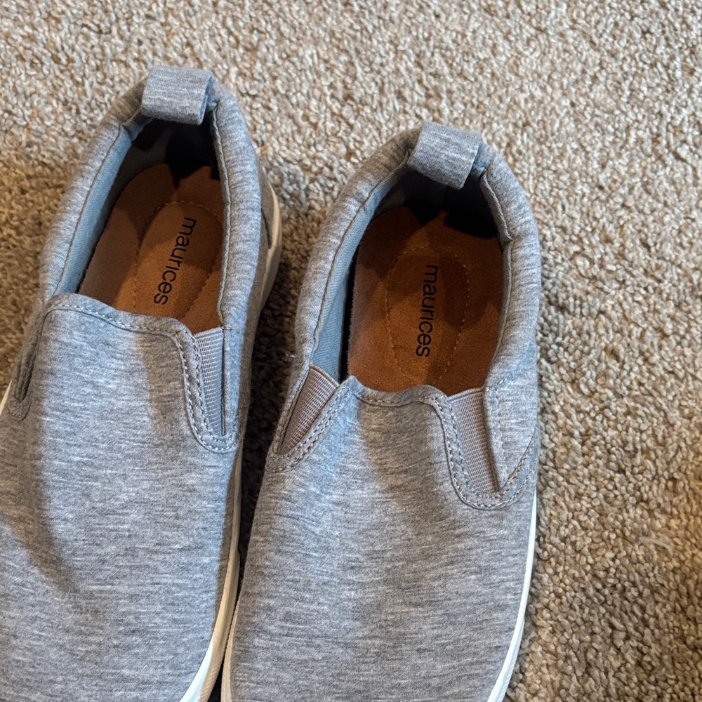 Maurice’s slip ons - Picture 15 of 15